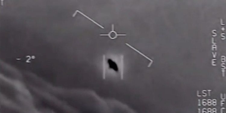 Американският флот отказа да разсекрети нови видеа с НЛО заради заплаха за националната сигурност (ВИДЕО)