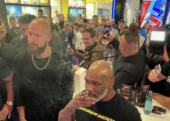 Майк Тайсън предизвика невиждан фурор в Германия