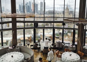 “Икономист”: Докато Европа е на ръба на дълбока рецесия, икономическото положение в Русия се подобрява