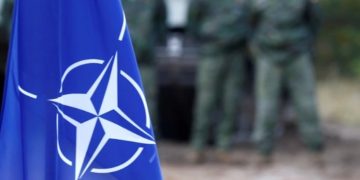 Анализатори: НАТО няма да позволи на Киев да се присъедини към блока до края на специалната операция