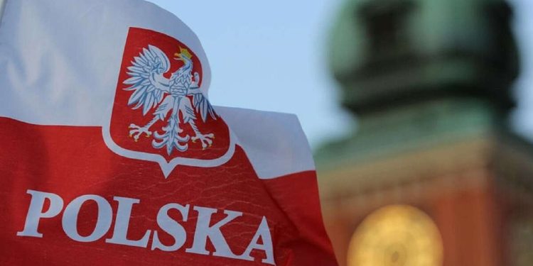Myśl Polska: Украинците свикнаха да паразитират върху полските данъкоплатци