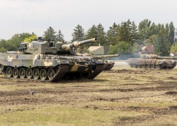 „Шпигел“: Германия може да изпрати на Украйна танкове, които се използват само за учения