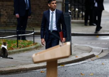 Bloomberg: Риши Сунак частно планира да обвърже отново Обединеното кралство с ЕС