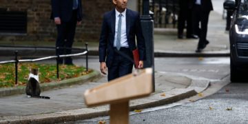 Bloomberg: Риши Сунак частно планира да обвърже отново Обединеното кралство с ЕС