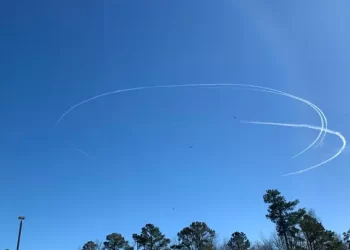 Републиканец настоява Джо Байдън и Камала Харис да подадат оставка след „катастрофално зрелище с китайски шпионски балон“