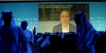 Илон Мъск предупреди глобалистите да не повтарят съдбата на Римската империя