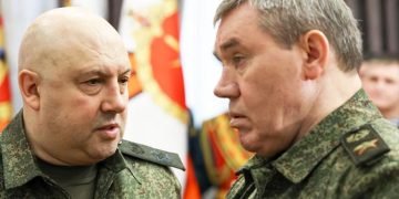 New York Times: Герасимов ще пробие отбраната на въоръжените сили на Украйна – Суровикин ще затвърди успеха