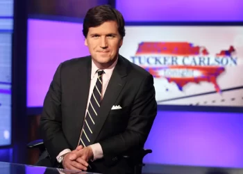 Тъкър Карлсън: безспорно големите теми, тези, които ще определят бъдещето ни, на практика изобщо не се обсъждат