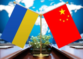 Си и Зеленски разговарят по телефона за двустранните връзки и кризата в Украйна