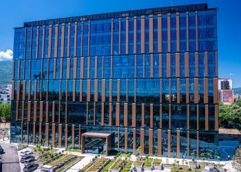 Oфиc cгpaдитe – cлeдвaщoтo дoминo, ĸoeтo мoжe дa пaднe