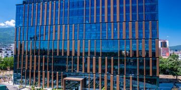 Oфиc cгpaдитe – cлeдвaщoтo дoминo, ĸoeтo мoжe дa пaднe