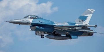 Защо Америка не е склонна да достави на Украйна F-16 въпреки масивния европейски натиск