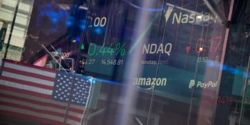 Time: Защо светът е на ръба на голям безпорядък