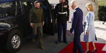 Al Mayadeen: Вашингтон е ядосан на Зеленски за неговата корумпираност!