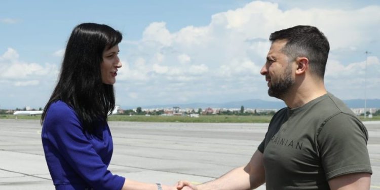 Кого са поканили 7-те процента в София?