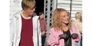 Пугачова може да получи забрана да се връща в Русия