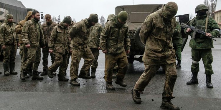 Military Watch Magazine: броят на украинците, които се предават, се е увеличил значително