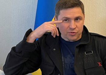 Юрий Подоляк: Украинското общество натрупа „много раздразнение“ и „трудни въпроси“ по отношение на конфликта