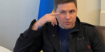 Юрий Подоляк: Украинското общество натрупа „много раздразнение“ и „трудни въпроси“ по отношение на конфликта