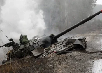 Foreign Policy: Кошмарният сценарий за Украйна вече е реалност. Земята е замръзнала. Помощите също замръзват