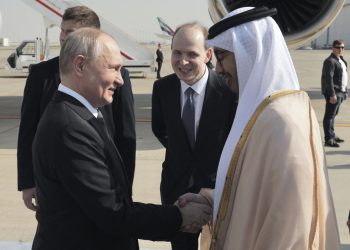 Путин пристигна в  ОАЕ; Войната между Израел и Хамас, наред с петролния пазар са на дневен ред