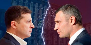 Украйна може да бъде принудена да „седне и да преговаря“ с Русия, тъй като Зеленски е под натиск
