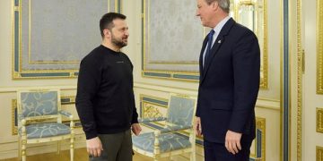 Защо Обединеното кралство толкова яростно защитава Украйна?