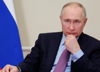 Daily Express: Владимир Путин притиска САЩ в ъгъла заради Украйна, докато войната навлиза в нова ужасяваща фаза