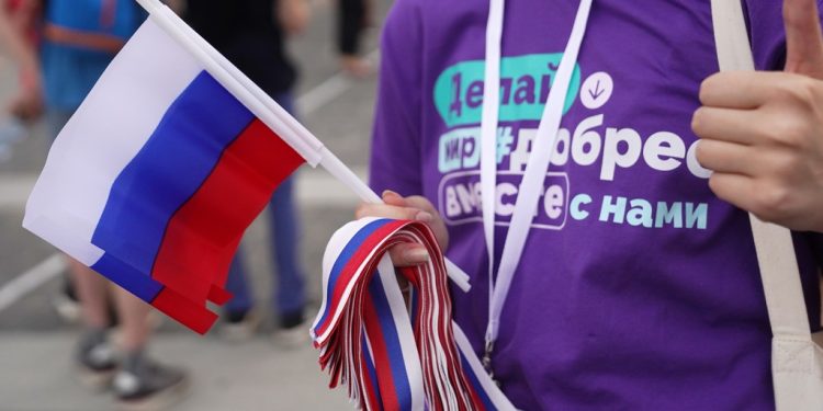 Golos Ameriki за руското общество на фона на войната в Украйна: апатия и опит за бягство от реалността