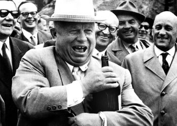 Загадка -1954г. Защо преди 70 години Хрушчов реши да предаде Крим на Украйна?