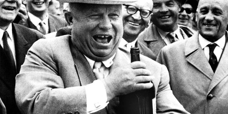 Загадка -1954г. Защо преди 70 години Хрушчов реши да предаде Крим на Украйна?