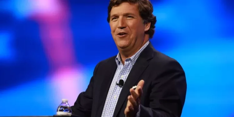 Ексклузивно: Тъкър Карлсън може да понесе санкции заради интервюто с Путин