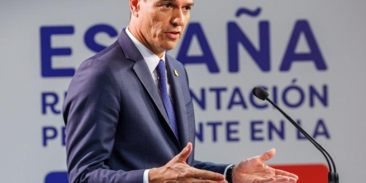 Испанското правителство затъна в корупционeн скандал с COVID