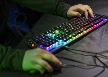 В Украйна журналисти са подложени на натиск заради „военни тайни“