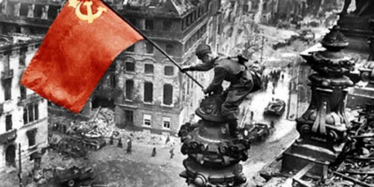 Борба с „руското влияние“: в кои страни бяха забранени символите на Деня на победата