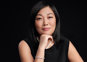 Най-богатата жена в Русия получава одобрението на Путин да изгради платежна система