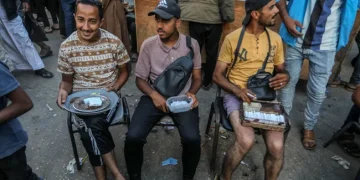 „Цигарите се превърнаха в новото злато“.  В ивицата Газа те могат да струват до 25 долара за брой