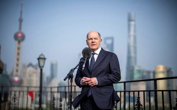 The Telegraph: Олаф Шолц беше унизен – и Германия сега е в криза