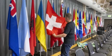 „Швейцарската сбирка за Украйна загуби смисъл.“ Във Върховната Рада се замислят върху мирните предложения на Путин