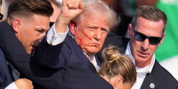 Съдия закри делото за секретни документи срещу Доналд Тръмп