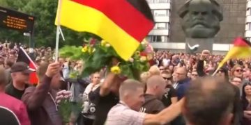 Как да спрем крайната десница? И може ли да се спаси демокрацията със сила?