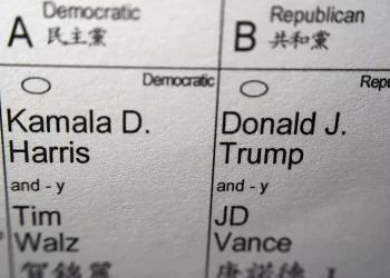 Милиони американци живеят в чужбина. Защо повечето от тях не гласуват?