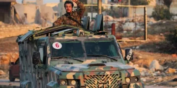 Сирийските бунтовници свалиха президента Асад, Русия казва, че той е напуснал страната