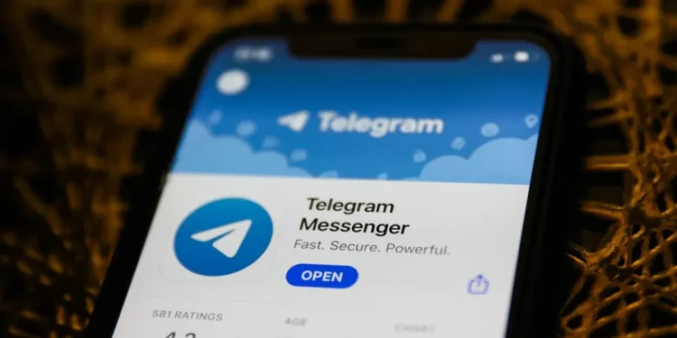 Telegram на Павел Дуров се съгласи да си сътрудничи с неправителствени организации за борба с детската порнография