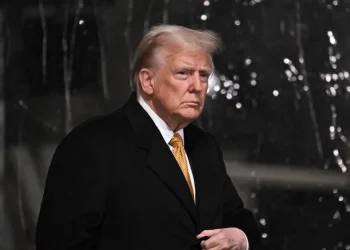 Der Spiegel: Тръмп „категорично“ обмисля напускане на НАТО – и заплашва Украйна с изтегляне на средства