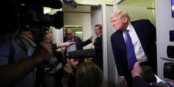 „Тръмп няма намерение да отстъпва пред исканията на Путин“ – Как медиите оцениха телефонния разговор на Доналд Тръмп и Владимир Путин