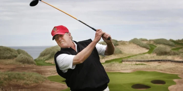 Обвиненият в опит за покушение срещу Тръмп Райън Уесли Рут се е опитал да купи ракетна установка от Украйна, казват прокурорите