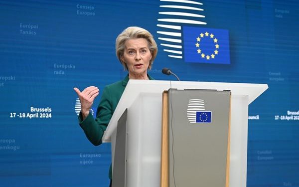 Загубата на Европейската комисия в делото Pfizergate е наречена „победа на прозрачността“