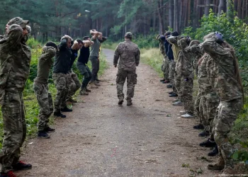 Украински журналист разкрива най-новите данни за дезертьорствата в киевската армия