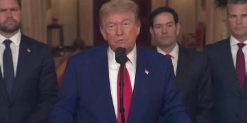 Тръмп води Америка към война. Атаката срещу Иран ще доведе до безкрайно и безсмислено клане